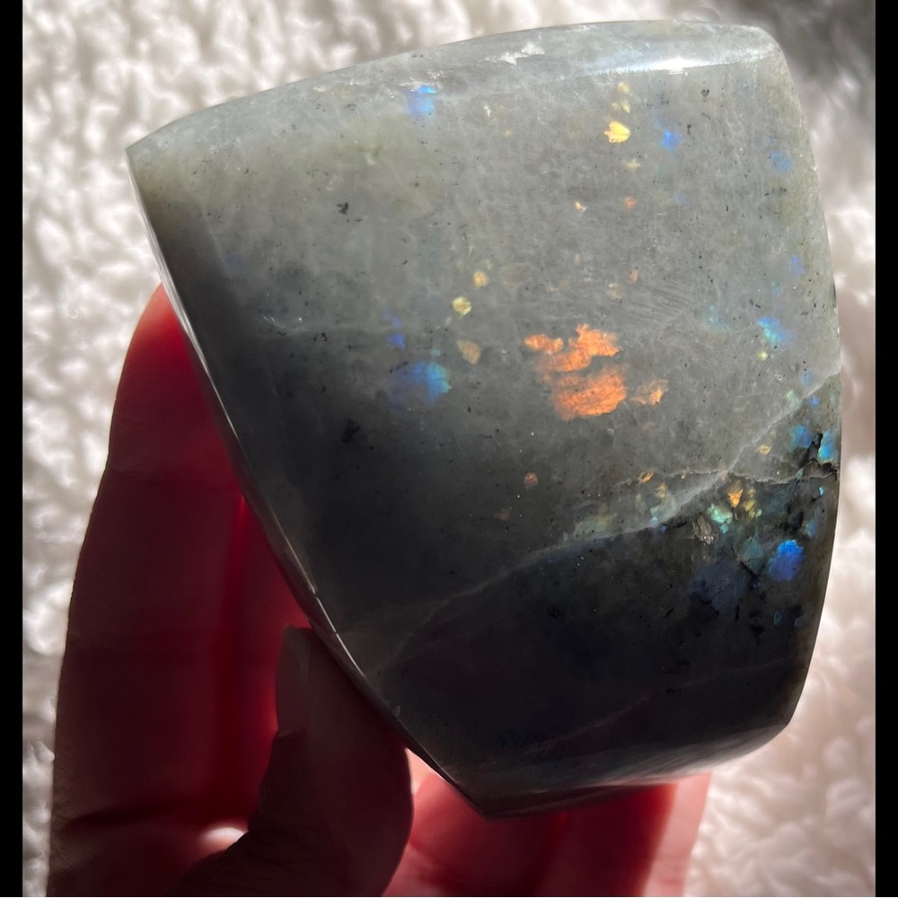 (RELISTED) OOAK Raspberry-Kiss Labradorite Freeform 💋 - Picture 5 of 15